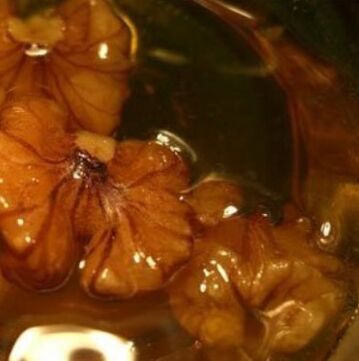 Mga walnuts alang sa kahanas